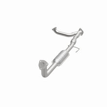 Load image into Gallery viewer, MagnaFlow Direct Fit Catalytic Converter 96-97 3.2L Passport D/S A/T