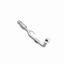 Load image into Gallery viewer, MagnaFlow Direct Fit Catalytic Converter 99-00 Toyota Camry 2.2L