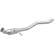 Load image into Gallery viewer, MagnaFlow Direct Fit Catalytic Converter 2007-2012 GL450 4.6 L Underbody
