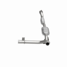 Load image into Gallery viewer, MagnaFlow Direct Fit Catalytic Converter 01 Ford Trucks 4.6L