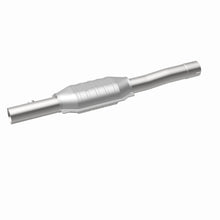 Load image into Gallery viewer, MagnaFlow Direct Fit Catalytic Converter 01-04 Jeep G/C 4.0L OEM