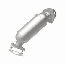 Load image into Gallery viewer, MagnaFlow Direct Fit Catalytic Converter 2013-2015 GMC Acadia