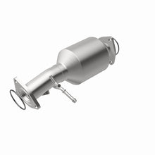Load image into Gallery viewer, MagnaFlow OEM Grade Direct Fit Converter 15-16 Honda CR-V 2.4L