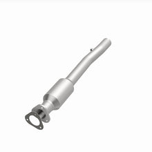 Load image into Gallery viewer, MagnaFlow Direct Fit Catalytic Converter 99-01 E350 Van 5.4/6.8L