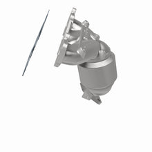 Load image into Gallery viewer, MagnaFlow Direct Fit Catalytic Converter 13-14 Santa Fe 3.3L Manifold