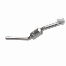 Load image into Gallery viewer, MagnaFlow Direct Fit Catalytic Converter OEM 11-12 Jeep Grand Cherokee 3.6L