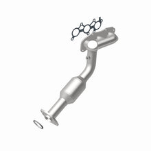 Load image into Gallery viewer, MagnaFlow Direct Fit Catalytic Converter 2006 Lexus GS300 3.0L Passenger Side m