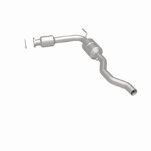 Load image into Gallery viewer, MagnaFlow Direct Fit Catalytic Converter 02 Volkswagen Eurovan 2.8L