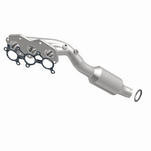 Load image into Gallery viewer, MagnaFlow Direct Fit Catalytic Conv California Grade 06-09 Lexus IS250 2.5L / 06-13 Lexus IS350 3.5L