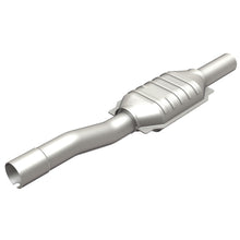 Load image into Gallery viewer, MagnaFlow Direct Fit Catalytic Converter 02-04 Jeep GC 4.0L Rear