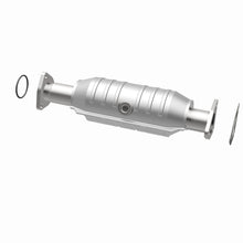 Load image into Gallery viewer, MagnaFlow Direct Fit Catalytic Converter 03-04 Honda Pilot 3.5L