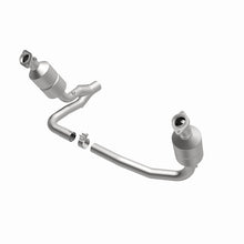 Load image into Gallery viewer, MagnaFlow Direct Fit Catalytic Converter 04 Dakota 3.7/4.7 2WD OEM