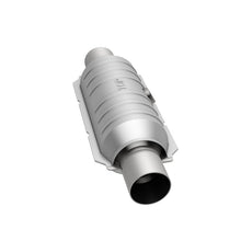 Load image into Gallery viewer, MagnaFlow Universal Catalytic Converter 2.25in Rear CA