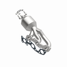 Load image into Gallery viewer, MagnaFlow Direct Fit Catalytic Converter 01-04 Nissan Frontier Passenger Side Manifold