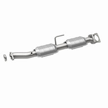 Load image into Gallery viewer, MagnaFlow DF Cat. Conv 98-00 Ford Ranger 4.0L/3.0L Rear / 98-00 Mazda B300 3.0L / B4000 4.0L Rear