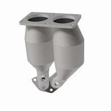 Load image into Gallery viewer, MagnaFlow Direct Fit Catalytic Converter 00-02 Nissan Sentra 1.8 Front