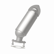 Load image into Gallery viewer, MagnaFlow Direct Fit Catalytic Converter 2013-2015 GMC Acadia