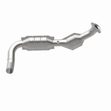 Load image into Gallery viewer, MagnaFlow Direct Fit Catalytic Converter 03-04 Exped 4.6L Driver Side