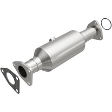 Load image into Gallery viewer, MagnaFlow Direct Fit Catalytic Converter OEM 2001-2002 Acura MDX/2003-2004 Honda Pilot Underbody