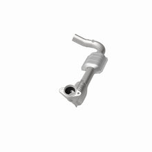 Load image into Gallery viewer, MagnaFlow Direct Fit Catalytic Converter 00-04 Ford E150 4.6L Driver Side
