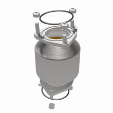 Load image into Gallery viewer, MagnaFlow Direct Fit Catalytic Converter California 04-05 Suzuki Forenza L4-2.0LGAS