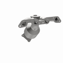 Load image into Gallery viewer, MagnaFlow Direct Fit Catalytic Converter 00-04 Dodge Neon 2L Manifold