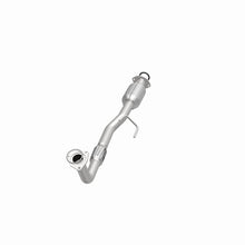 Load image into Gallery viewer, MagnaFlow Direct Fit Catalytic Converter 99-00 Toyota Camry 2.2L