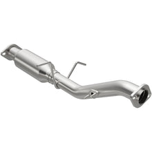 Load image into Gallery viewer, MagnaFlow Direct Fit Catalytic Converter California Grade 95-98 Toyota T100 2.7L