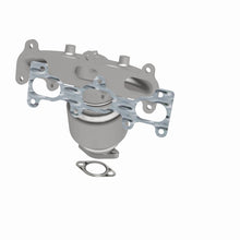 Load image into Gallery viewer, MagnaFlow Direct Fit Catalytic Converter 06 Kia Optima 2.7L