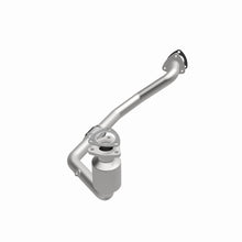 Load image into Gallery viewer, MagnaFlow Direct Fit Catalytic Converter 00-03 Saturn LS Series/LW Series 3.0L Front (49 State)