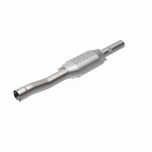 Load image into Gallery viewer, MagnaFlow Direct Fit Catalytic Converter 99-01 Grand Cherokee 4.0L
