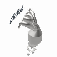 Load image into Gallery viewer, MagnaFlow Direct Fit Catalytic Converter 01-02 Kia Rio 1.5L