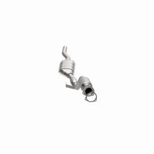 Load image into Gallery viewer, MagnaFlow Direct Fit Catalytic Converter 03 Volkswagen Passat 2.8L