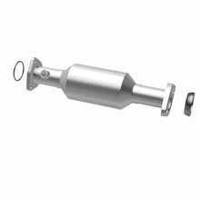 Load image into Gallery viewer, MagnaFlow Direct Fit Catalytic Converter 1995 Honda Odyssey 2.2L