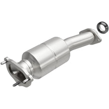 Load image into Gallery viewer, MagnaFlow Direct Fit Catalytic Converter 04 Ranger/BSer rr 3.0L