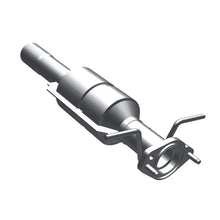 Load image into Gallery viewer, MagnaFlow Direct Fit Catalytic Converter 06 Focus ZX3 2.0/2.3L OEM