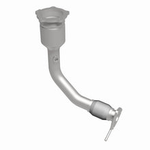 Load image into Gallery viewer, MagnaFlow Direct Fit Catalytic Converter 01-02 Sportage mani OEM