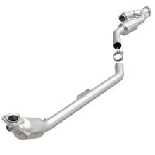 Load image into Gallery viewer, MagnaFlow Direct Fit Catalytic Converter 2003 Mercedes CLK320 3.2L