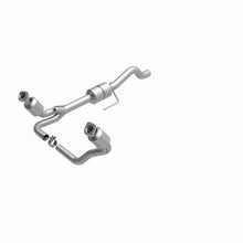 Load image into Gallery viewer, MagnaFlow Direct Fit Catalytic Converter 00-03 Durango 4WD 4.7L
