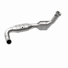 Load image into Gallery viewer, MagnaFlow Direct Fit Catalytic Converter 01 Ford Trucks 4.6L