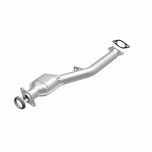 Load image into Gallery viewer, MagnaFlow Direct Fit Catalytic Converter 06-08 Subaru Forester 2.5L
