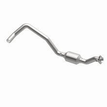 Load image into Gallery viewer, MagnaFlow Direct Fit Catalytic Converter 2005 Dodge Ram 1500 3.7/ 4.7
