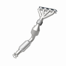Load image into Gallery viewer, MagnaFlow Direct Fit Catalytic Converter 02-06 Cooper/S Manifold