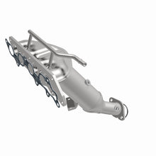 Load image into Gallery viewer, MagnaFlow Direct Fit Catalytic Converter 03-04 Ford Focus 2.3L Manifold (Eng Code Z)
