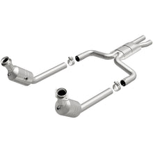 Load image into Gallery viewer, MagnaFlow Direct Fit Catalytic Converter 2003 THUNDERBIRD 3.9L Underbody