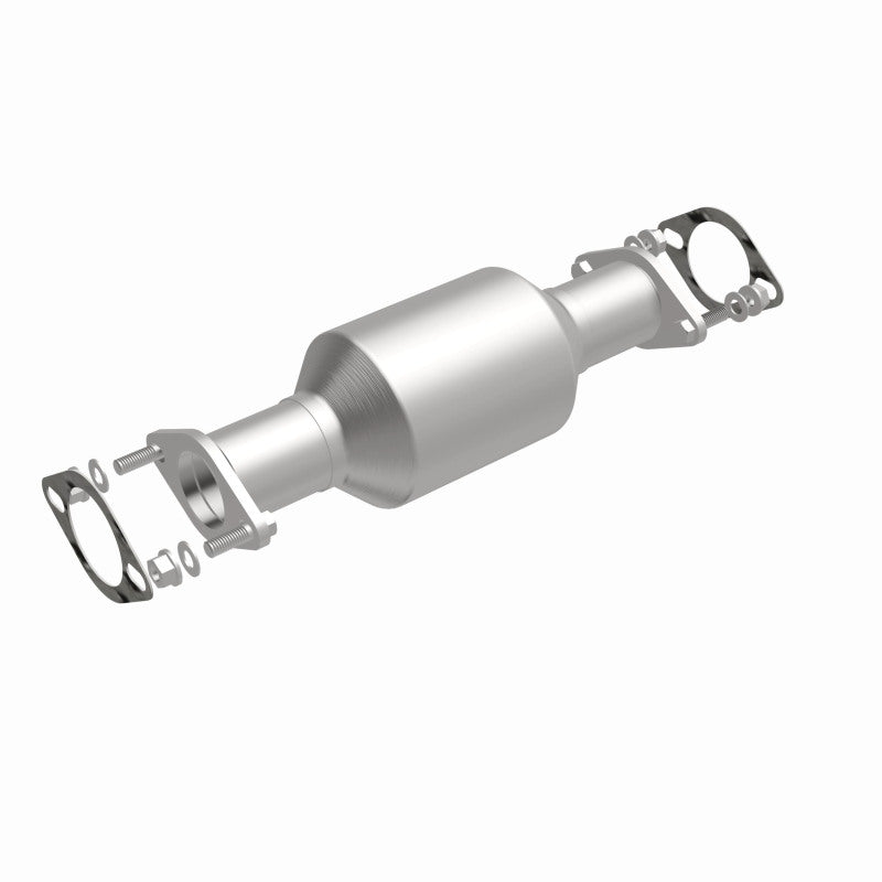 MagnaFlow Direct Fit Catalytic Converter 03-06 Kia Sorento 3.5L rear