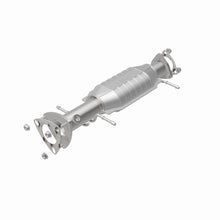 Load image into Gallery viewer, MagnaFlow Direct Fit Catalytic Converter GM S10 4.3L 4WD