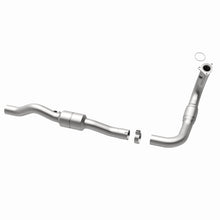 Load image into Gallery viewer, MagnaFlow Direct Fit Catalytic Converter 01-02 2500HD 8.1 Driver Side
