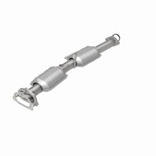 Load image into Gallery viewer, MagnaFlow Direct Fit Catalytic Converter 03 Ranger/B-Ser V6 rear 50S