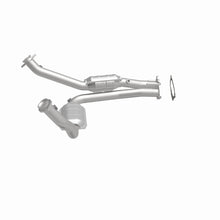 Load image into Gallery viewer, MagnaFlow Direct Fit Catalytic Converter 04 Ranger/BSeries 3.0L